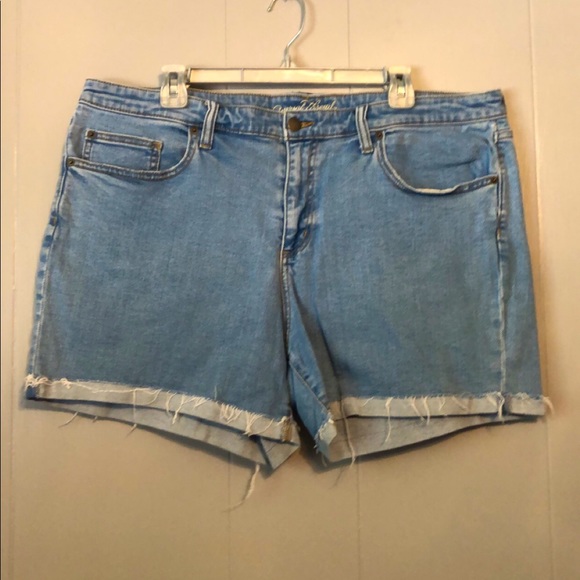 Women’s Mid-Rise Single Cuff Raw Hem Boyfriend - Picture 7 of 7